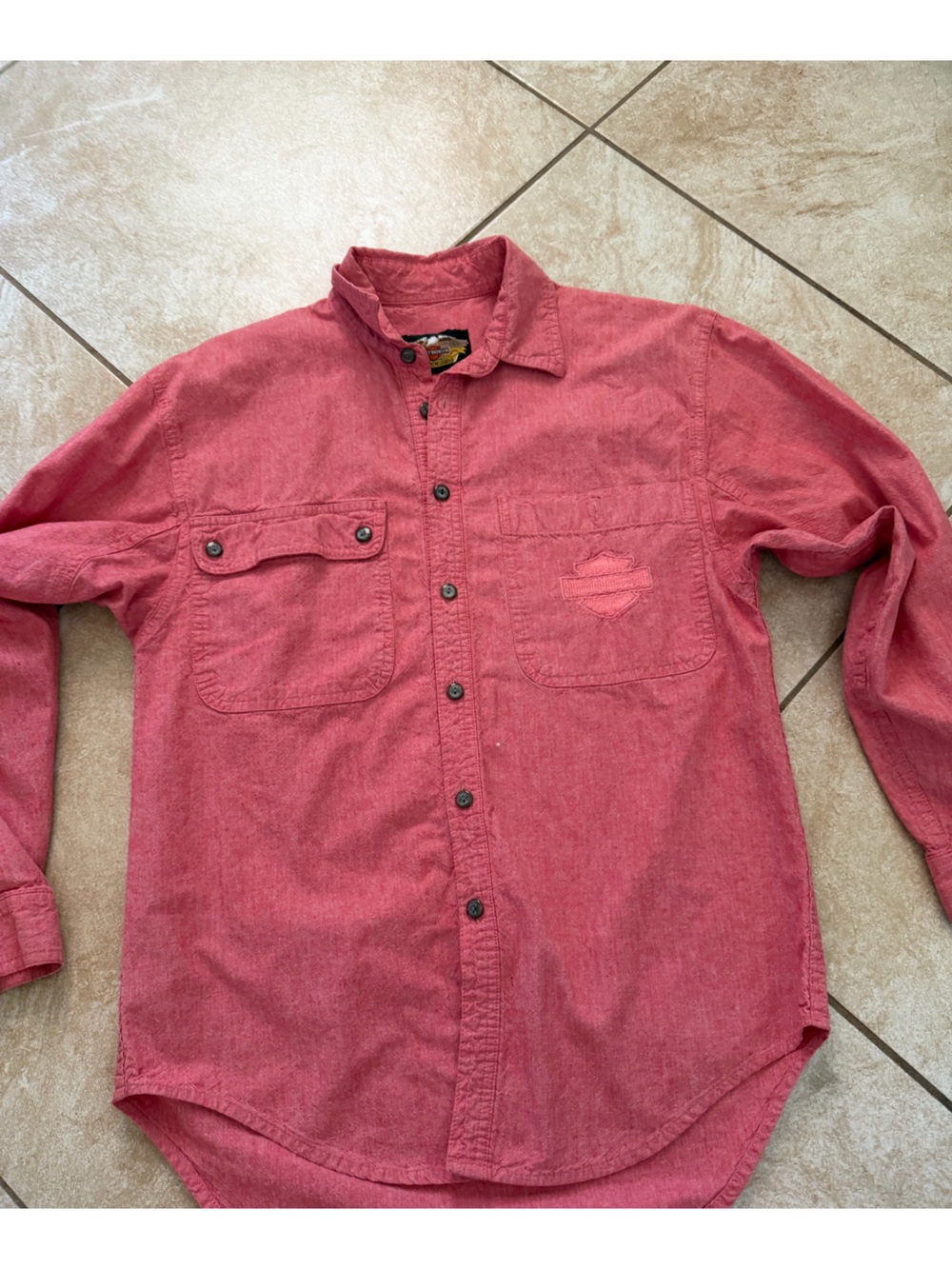 Harley-Davidson Men's Red Button-Down Work Shirt M/L fitted